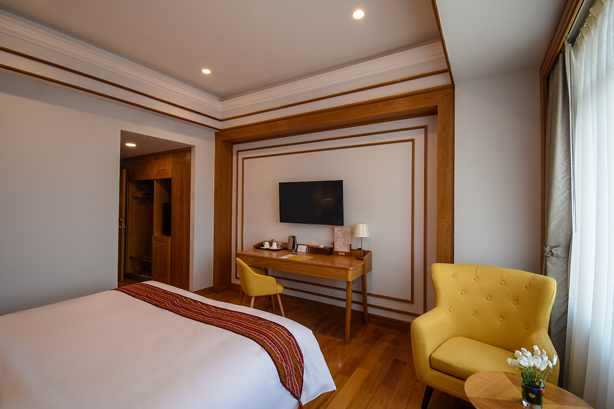 Room thumbnail