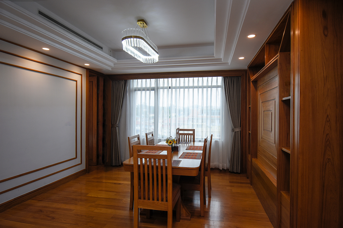 Room thumbnail